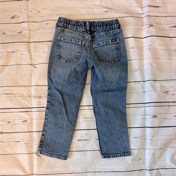 Girls Abercrombie Kids high-rise straight jeans. - Picture 2 of 2